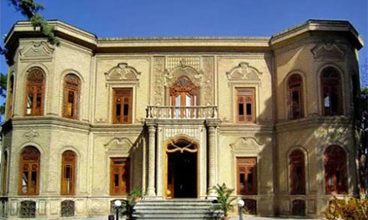 پاورپوینت تحلیل موزه آبگینه (خانه قوام السلطنه)