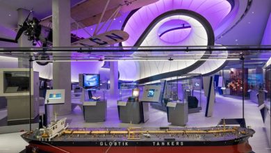 پاورپوینت تحلیل موزه ریاضیات لندن اثر زاها حدید