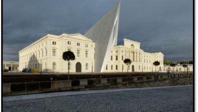 پاورپوینت تحلیل دو نمونه خارجی موزه